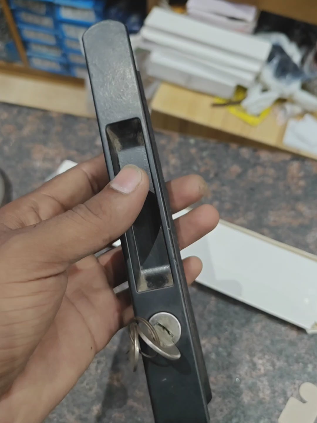 Domaal sliding windows locking mechanism with push lock & key